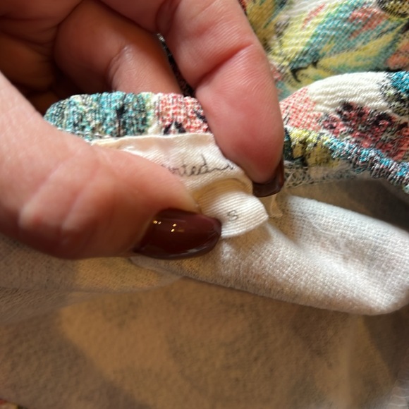 Small fit and flare floral tank top size small by Painted Threads - Picture 6 of 6